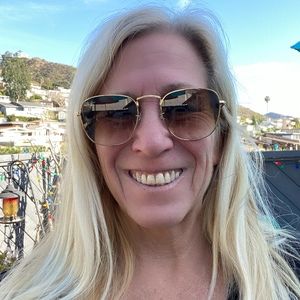 Meet your Posher, Traci